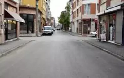 Derman Caddesi yeni görünümüne kavuştu Derman Caddesi yeni görünümüne kavuştu
