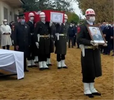Son dakika haber! Edirne şehidini uğurladı Son dakika haber! Edirne şehidini uğurladı