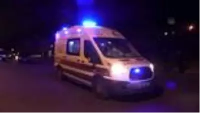 Eşinin akrabalarına silahlı saldırı düzenledi: 1 ölü, 3 yaralı Eşinin akrabalarına silahlı saldırı düzenledi: 1 ölü, 3 yaralı