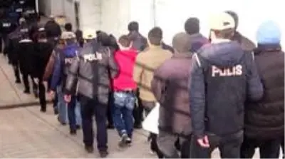 FETÖ'nün iş adamları yapılanmasına operasyon: 28 gözaltı FETÖ'nün iş adamları yapılanmasına operasyon: 28 gözaltı