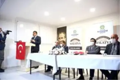 Gürkan, Doğanşehir'de muhtarlarla bir araya geldi Gürkan, Doğanşehir'de muhtarlarla bir araya geldi