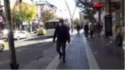 Hastalara umut olmak için 25 yıldır kan veriyor Hastalara umut olmak için 25 yıldır kan veriyor