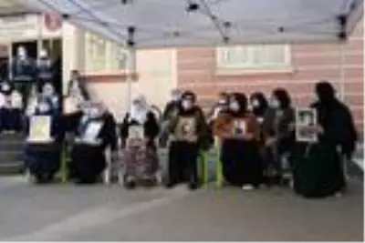 HDP önündeki evlat nöbetinde aile sayısı 159'a çıktı