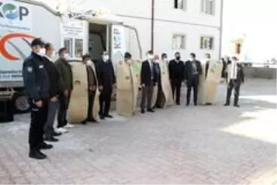 Hüyük'te küçükbaş hayvan yetiştiricilerine kepenek dağıtıldı Hüyük'te küçükbaş hayvan yetiştiricilerine kepenek dağıtıldı
