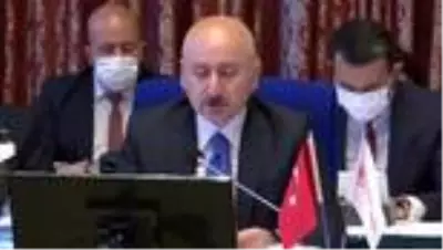 Karaismailoğlu: 'Ankara-İzmir arasında demir yolu seyahat süresini 3 saat 30 dakikaya düşüreceğiz' Karaismailoğlu: 'Ankara-İzmir arasında demir yolu seyahat süresini 3 saat 30 dakikaya düşüreceğiz'