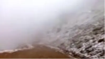 Kaş'a yılın ilk karı yağdı Kaş'a yılın ilk karı yağdı