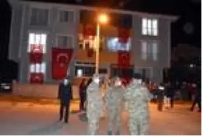 Kırklareli ve İzmir'e şehit ateşi düştü (2)- Yeniden Kırklareli ve İzmir'e şehit ateşi düştü (2)- Yeniden