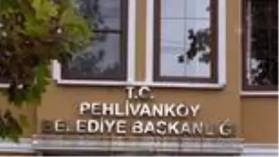 KIRKLARELİ - Makam odasından hırsızlık yaptığı iddiasıyla yakalanan zanlı tutuklandı KIRKLARELİ - Makam odasından hırsızlık yaptığı iddiasıyla yakalanan zanlı tutuklandı