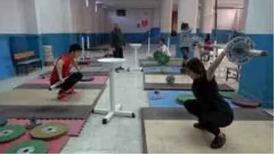 Korona virüse rağmen yılmayıp azmetti, dünya ikincisi oldu Korona virüse rağmen yılmayıp azmetti, dünya ikincisi oldu