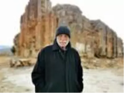 Köylüler, definecilerin talan ettiği kilisenin onarılıp turizme kazandırılmasını istiyor Köylüler, definecilerin talan ettiği kilisenin onarılıp turizme kazandırılmasını istiyor