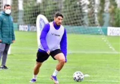 Medipol Başakşehir'de Beşiktaş maçı hazırlıkları devam etti Medipol Başakşehir'de Beşiktaş maçı hazırlıkları devam etti