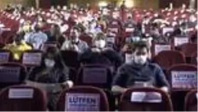 Mersin Devlet Opera ve Balesi 'Yerelden Evrensele'nin prömiyerini sahneledi Mersin Devlet Opera ve Balesi 'Yerelden Evrensele'nin prömiyerini sahneledi