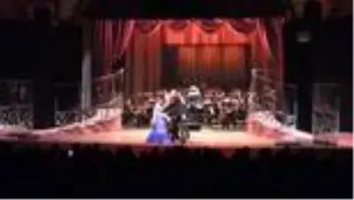 Mersin Devlet Opera ve Balesi 'Yerelden Evrensele'nin prömiyerini sahneledi Mersin Devlet Opera ve Balesi 'Yerelden Evrensele'nin prömiyerini sahneledi