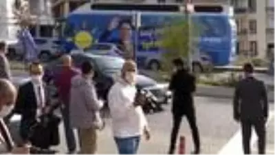 Saadet Partisi Genel Başkanı Karamollaoğlu'ndan Akşener'e ziyaret Saadet Partisi Genel Başkanı Karamollaoğlu'ndan Akşener'e ziyaret