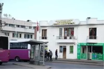 Sakarya'da otobüs fiyatına yapılan zam vatandaşı çileden çıkarttı Sakarya'da otobüs fiyatına yapılan zam vatandaşı çileden çıkarttı