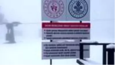 Salda Kayak Merkezi'ne mevsimin ilk karı düştü Salda Kayak Merkezi'ne mevsimin ilk karı düştü