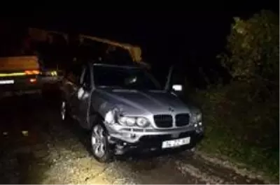 Samsun'da cip su kanalına düştü Samsun'da cip su kanalına düştü