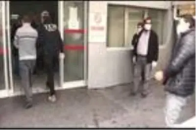 Son dakika haber | SULTANGAZİ'DE TERÖR ÖRGÜTÜ DHKP-C OPERASYONU: 5 GÖZALTI Son dakika haber | SULTANGAZİ'DE TERÖR ÖRGÜTÜ DHKP-C OPERASYONU: 5 GÖZALTI