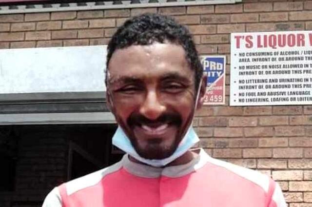 Tanımadığı biri tarafından kafasına bıçak saplanan adam, 3 gün sonra işe döndü