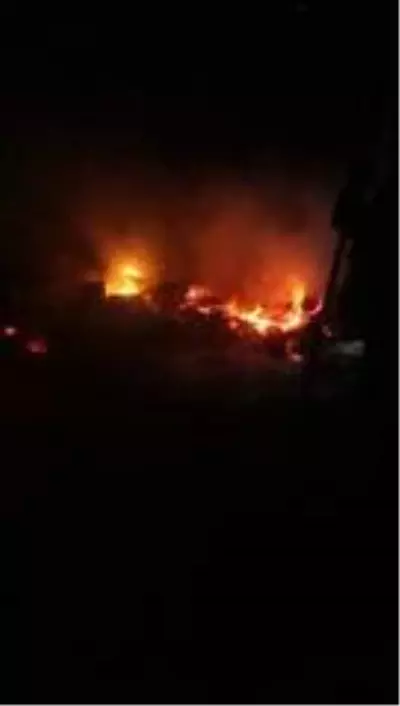 Tarsus'ta yanan çadırda maddi hasar oluştu