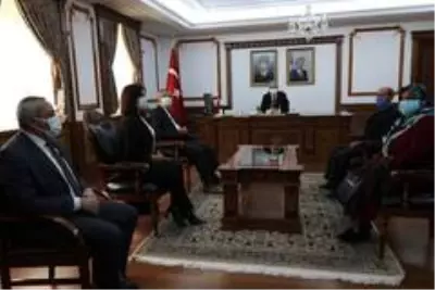 Türkiye'de 60 milyonuncu yeni kimlik kartı sahibi Kırşehir'den Türkiye'de 60 milyonuncu yeni kimlik kartı sahibi Kırşehir'den