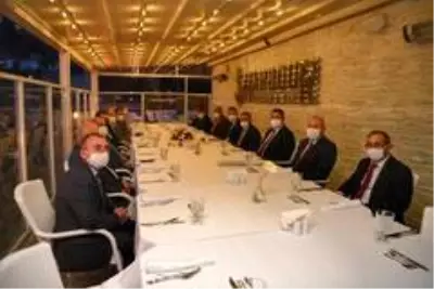 Vali Ersin Yazıcı: ' Antalya'nın turizm gelirleri bakımından özel sorumluluğu var' Vali Ersin Yazıcı: ' Antalya'nın turizm gelirleri bakımından özel sorumluluğu var'