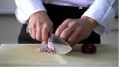 Yemek tabağına sanat katan yetenekli şefler Bursa'daki turizm lisesinde yetiştiriliyor Yemek tabağına sanat katan yetenekli şefler Bursa'daki turizm lisesinde yetiştiriliyor