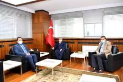 Ali İhsan Kabakcı, Büyükkılıç'u ziyaret etti Ali İhsan Kabakcı, Büyükkılıç'u ziyaret etti