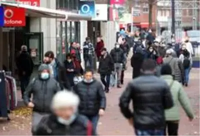 Azerbaycan'da son 24 saatte 3 bin 169 yeni korona virüs vakası Azerbaycan'da son 24 saatte 3 bin 169 yeni korona virüs vakası