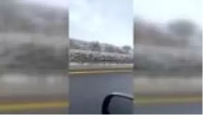 Başkente mevsimin ilk karı yağdı Başkente mevsimin ilk karı yağdı