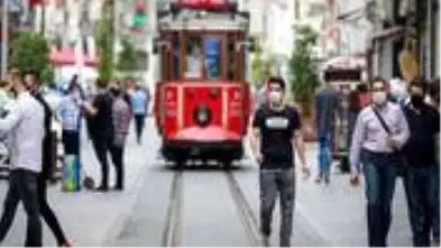 Bilim Kurulu Üyesi Özlü'den 'Virüs gece mi bulaşıyor?' sorusuna yanıt: Hafta sonu geceleri gündüzden daha çok hareketlilik oluyor Bilim Kurulu Üyesi Özlü'den 'Virüs gece mi bulaşıyor?' sorusuna yanıt: Hafta sonu geceleri gündüzden daha çok hareketlilik oluyor