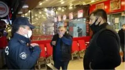 Son dakika haberi... Bursa'da kısıtlamanın ilk dakikalarında polis ekiplerinden denetim Son dakika haberi... Bursa'da kısıtlamanın ilk dakikalarında polis ekiplerinden denetim