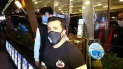 Son dakika haberi... Bursa'da kısıtlamanın ilk dakikalarında polis ekiplerinden denetim Son dakika haberi... Bursa'da kısıtlamanın ilk dakikalarında polis ekiplerinden denetim