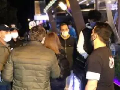 Son dakika haberi... Bursa'da kısıtlamanın ilk dakikalarında polis ekiplerinden denetim Son dakika haberi... Bursa'da kısıtlamanın ilk dakikalarında polis ekiplerinden denetim