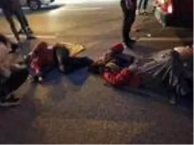 Bursa'da otomobil akaryakıt tankerine çarptı: 1 ölü, 2 yaralı Bursa'da otomobil akaryakıt tankerine çarptı: 1 ölü, 2 yaralı