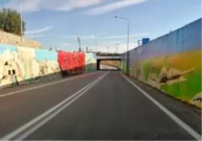 Caddelerde yol çizgi çalışması yapıldı Caddelerde yol çizgi çalışması yapıldı