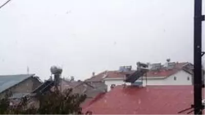 Çelikhan ilçesinde kar yağışı başladı Çelikhan ilçesinde kar yağışı başladı