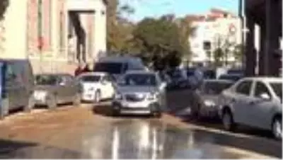 Çevre düzenlemesi yapılan çarşıda esnafın toz isyanı Çevre düzenlemesi yapılan çarşıda esnafın toz isyanı