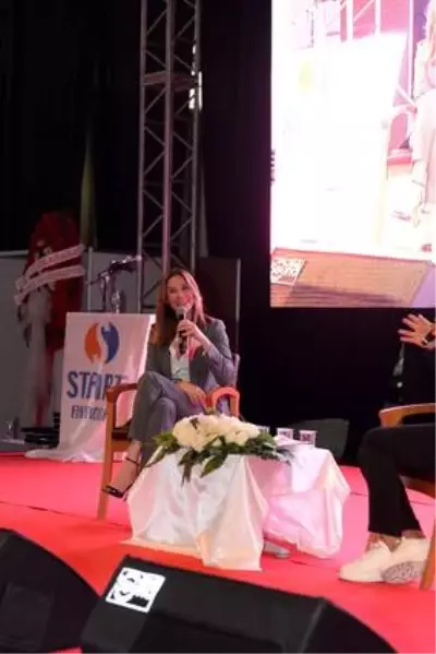DEMET ŞENER, DEMET AKALIN SORUSUNA NE CEVAP VERDİ? DEMET ŞENER, DEMET AKALIN SORUSUNA NE CEVAP VERDİ?