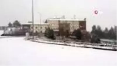 Erciyes Kayak Merkezi beyaza büründü Erciyes Kayak Merkezi beyaza büründü