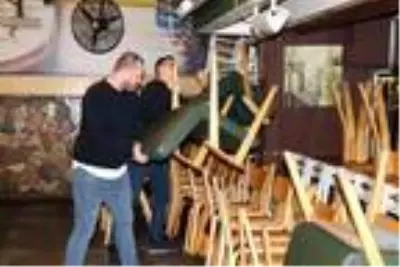 Eskişehir'de iş yerleri kapatıldı Eskişehir'de iş yerleri kapatıldı