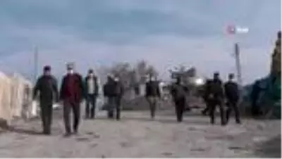 Hayvanlarını çek karşılığı dolandırıcılara kaptıran 30 besicinin ahırları boş kaldı