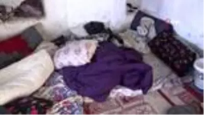Isparta'da zor şartlarda yaşayan 7 kişilik aile yeni evleri için gün sayıyor Isparta'da zor şartlarda yaşayan 7 kişilik aile yeni evleri için gün sayıyor
