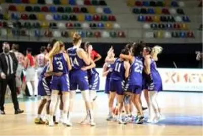 İzmit Belediyespor'un maç takvimi belli oldu İzmit Belediyespor'un maç takvimi belli oldu
