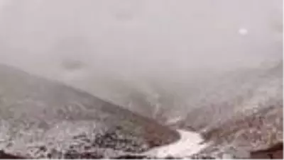 KAHRAMANMARAŞ - Yedikuyular Kayak Merkezi'ne mevsimin ilk karı yağdı KAHRAMANMARAŞ - Yedikuyular Kayak Merkezi'ne mevsimin ilk karı yağdı
