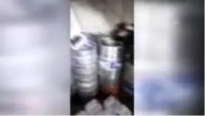 KIRKLARELİ - Bir evde 2 bin litre kaçak içki ele geçirildi KIRKLARELİ - Bir evde 2 bin litre kaçak içki ele geçirildi