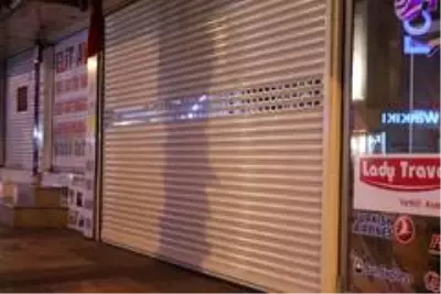 Uşak'ta polis kafeleri denetledi