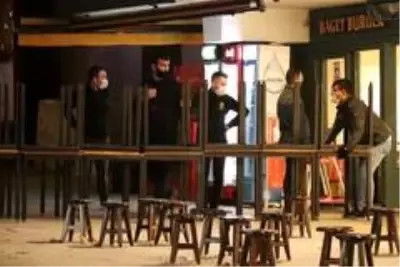 Uşak'ta polis kafeleri denetledi
