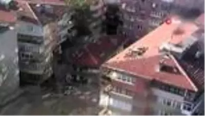 Kocaeli'de depremden kalan bin 502 adet hasarlı binanın yıkımına başlandı Kocaeli'de depremden kalan bin 502 adet hasarlı binanın yıkımına başlandı