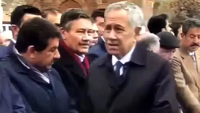Melih Gökçek, Bülent Arınç'ı bombaladı: Sen ne biçim AK Partilisin Melih Gökçek, Bülent Arınç'ı bombaladı: Sen ne biçim AK Partilisin